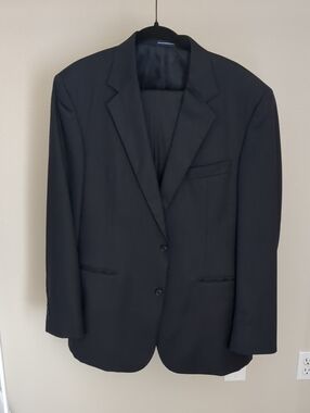 Men's Navy Blue Suit